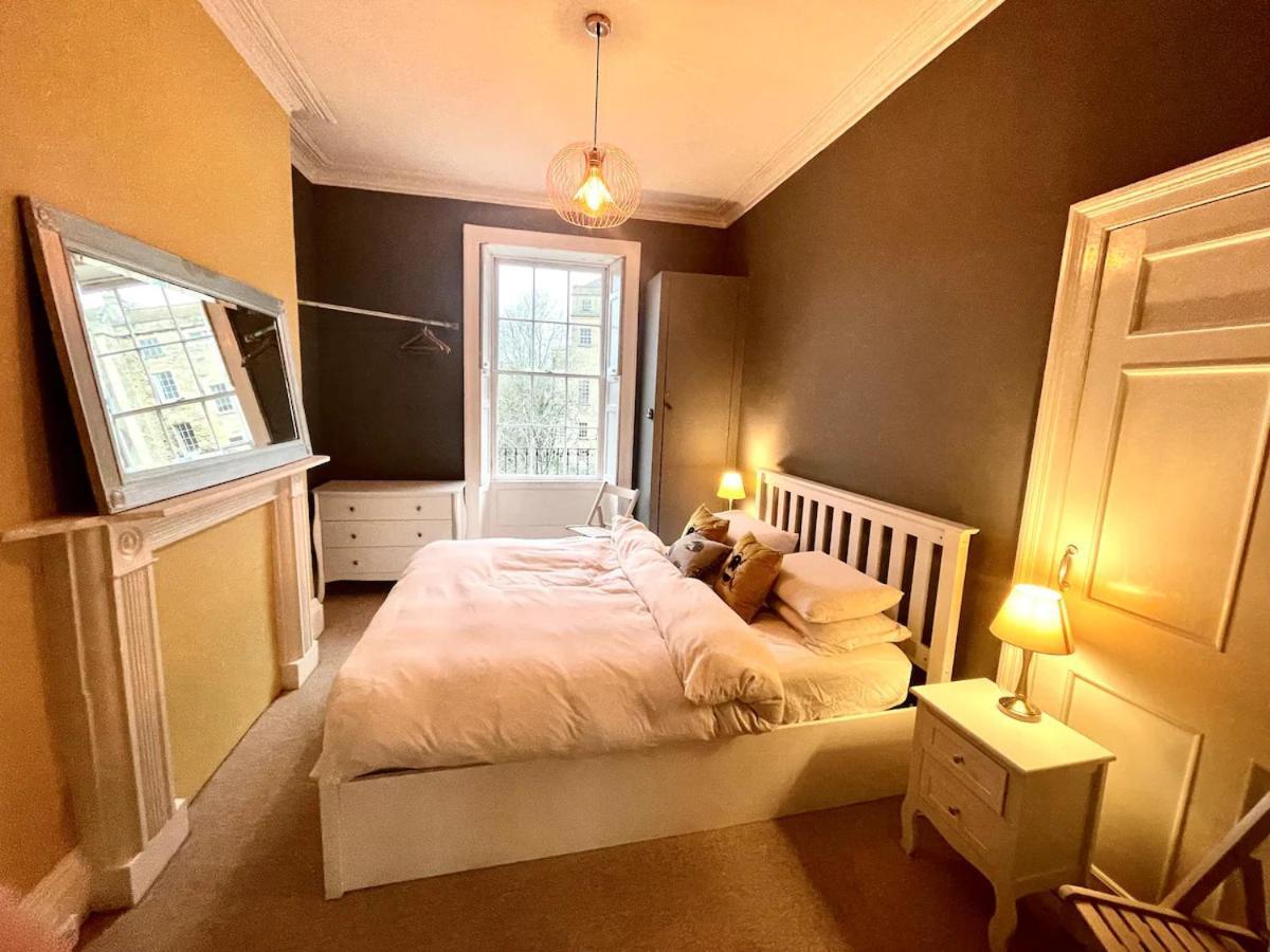 Modern, Stylish Apartment In Central Bath Zewnętrze zdjęcie
