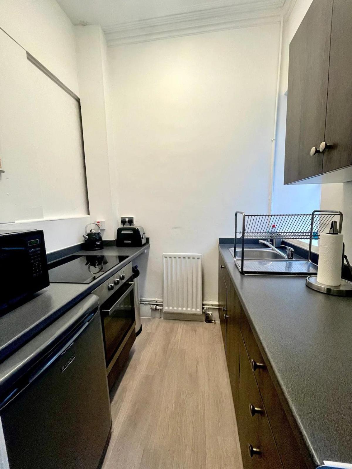 Modern, Stylish Apartment In Central Bath Zewnętrze zdjęcie